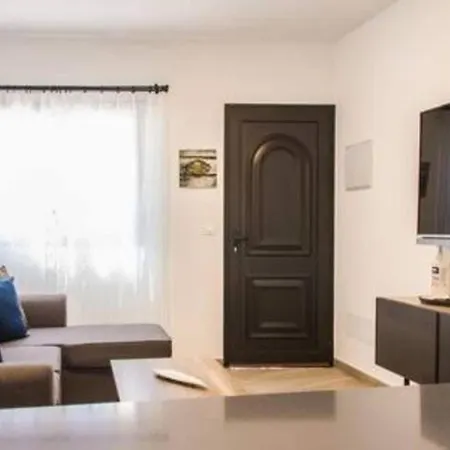 La Vega De Mary * Арресифе