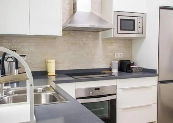 La Vega De Mary Daire *